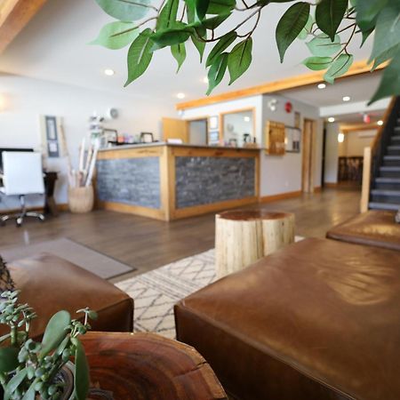 Glacier Mountain Lodge Blue River Εξωτερικό φωτογραφία