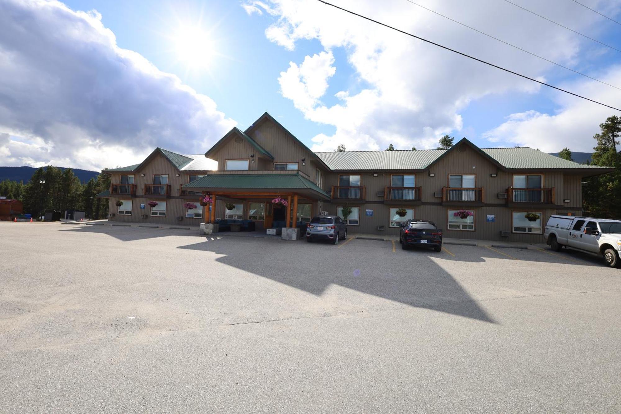 Glacier Mountain Lodge Blue River Εξωτερικό φωτογραφία