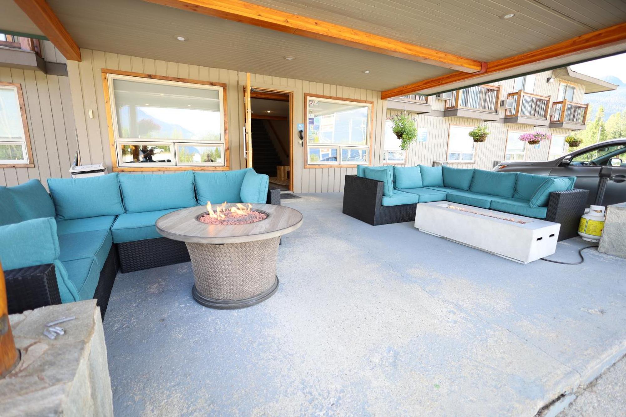 Glacier Mountain Lodge Blue River Εξωτερικό φωτογραφία