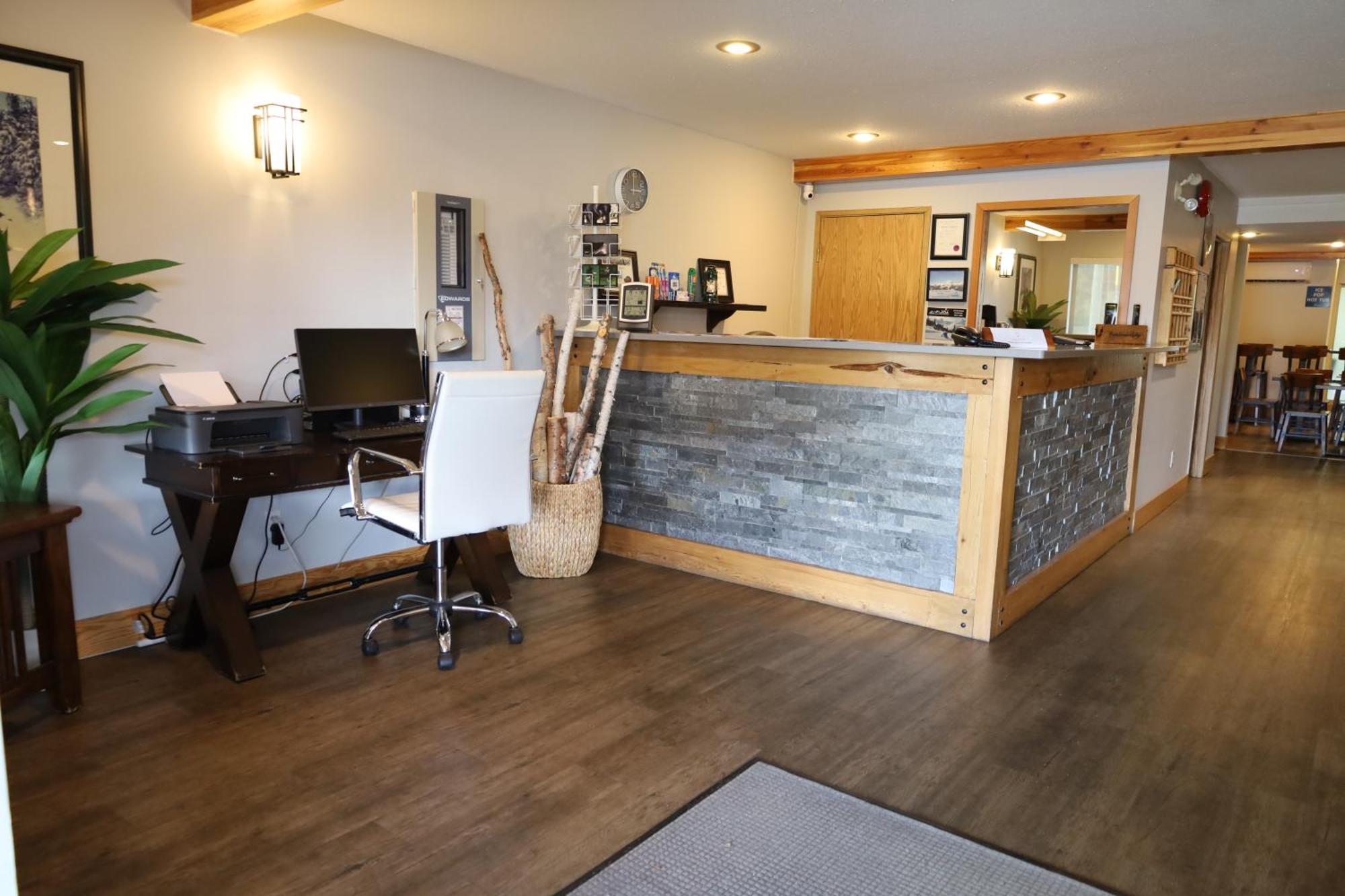 Glacier Mountain Lodge Blue River Εξωτερικό φωτογραφία