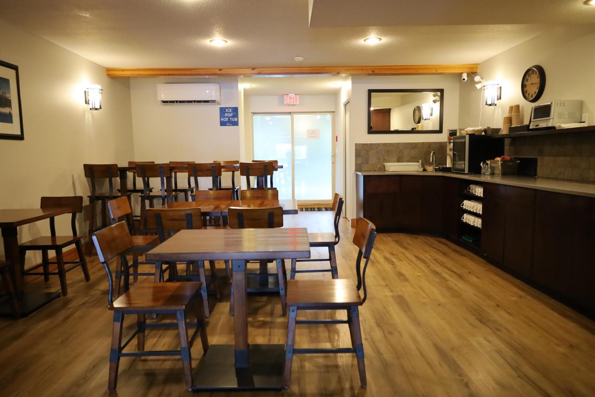 Glacier Mountain Lodge Blue River Εξωτερικό φωτογραφία